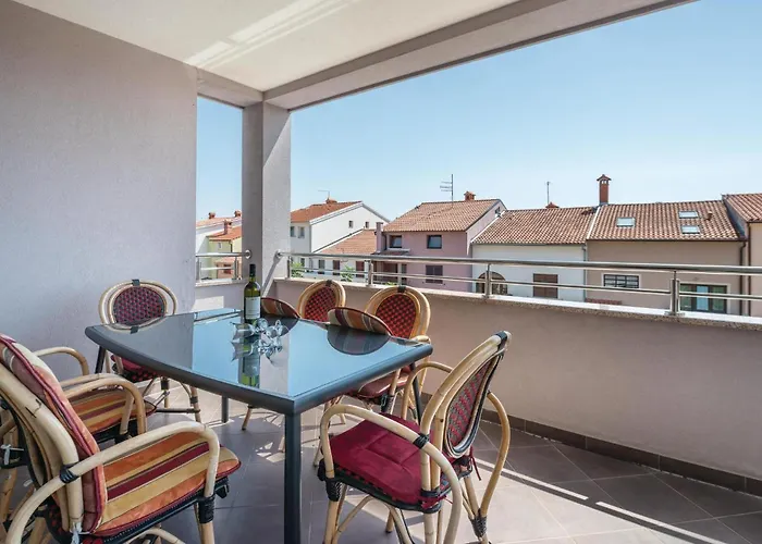 Amazing In With Wifi דירה פולה